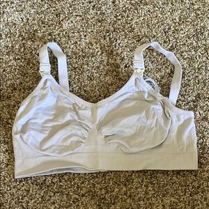 White Wireless Nursing Bra with Adjustable Straps